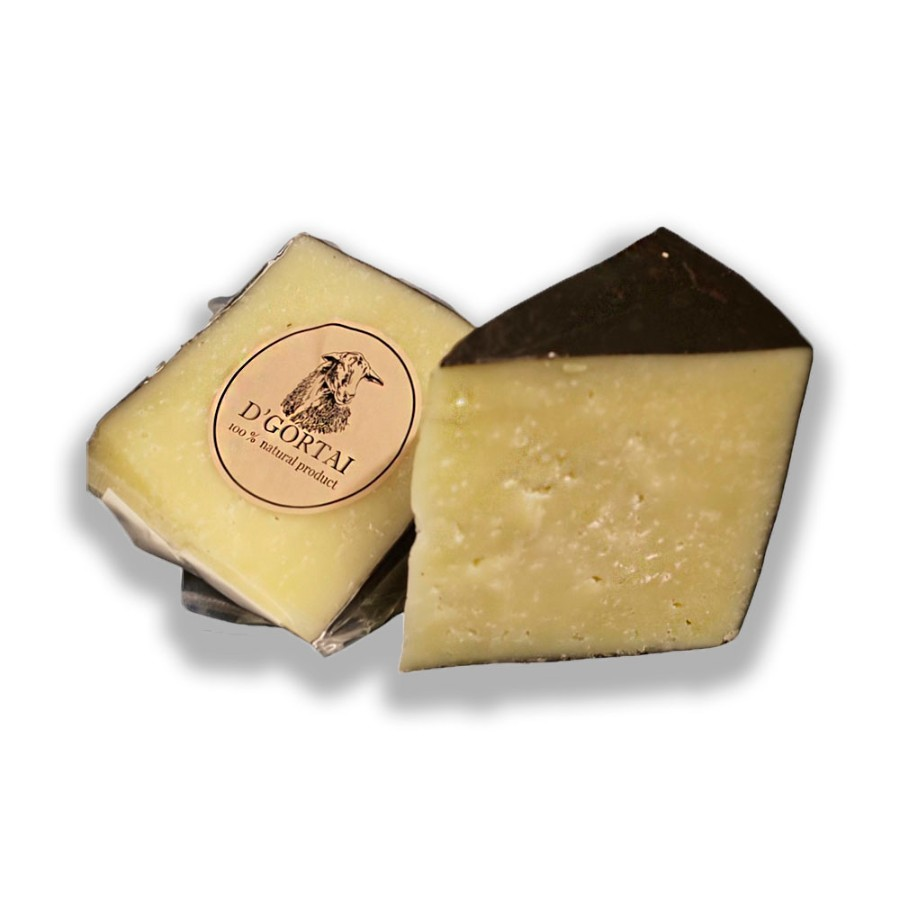 Сыр полутвердый выдержанный из овечьего молока D'gortai с трюфелем фото 1